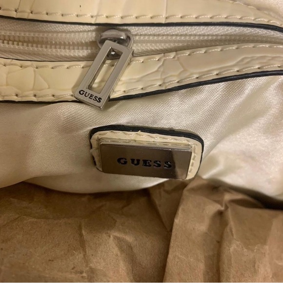 Vintage Guess Bag - Picture 5 of 5